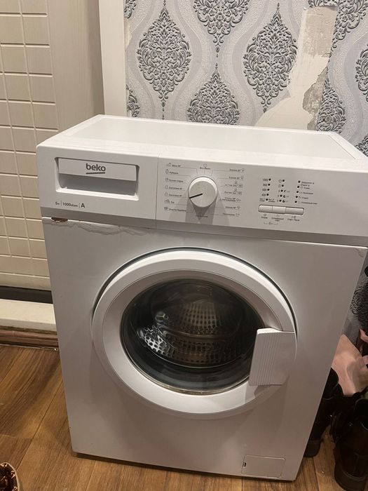 Продам машинку стиральную