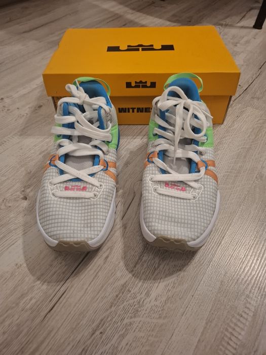 LeBron witness 7(42.5)