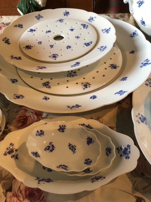 Продам французский сервиз