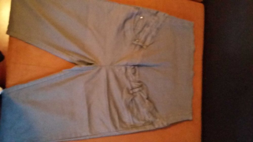 Pantaloni gravida marimea 36 H&M Mama