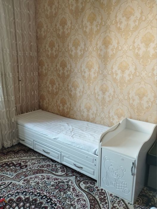 Срочно продается детский кровать шкаф мебель