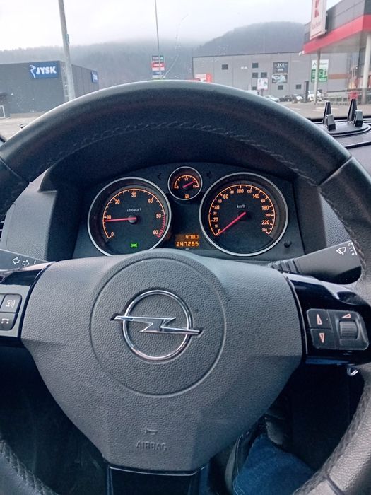 Opel Astra H, an 2010