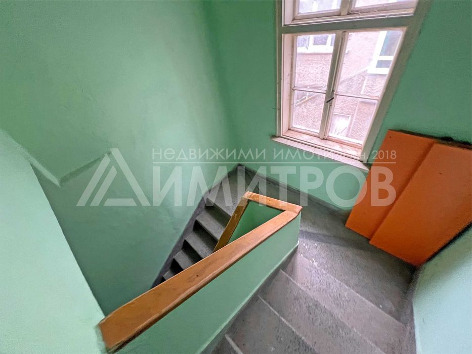 Продава се Къща в Нови пазар - 174 кв.м за 258 €/кв.м - Снимка #4
