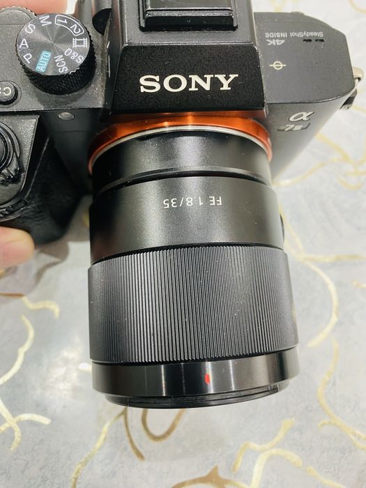 sony fe 35mm f/1.8