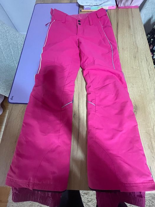 Vând echipament schi fete 140