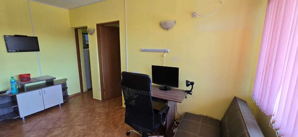 Продава се Тристаен апартамент в к.к. Слънчев бряг - 82 кв.м за 853 €/кв.м - Снимка #2