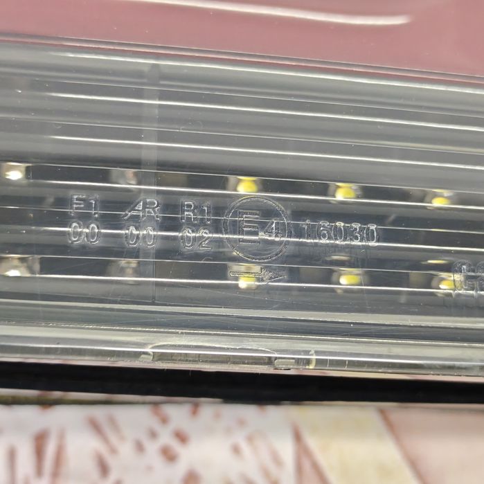 Stopuri Led Fumurii Touareg 7L CarDNA