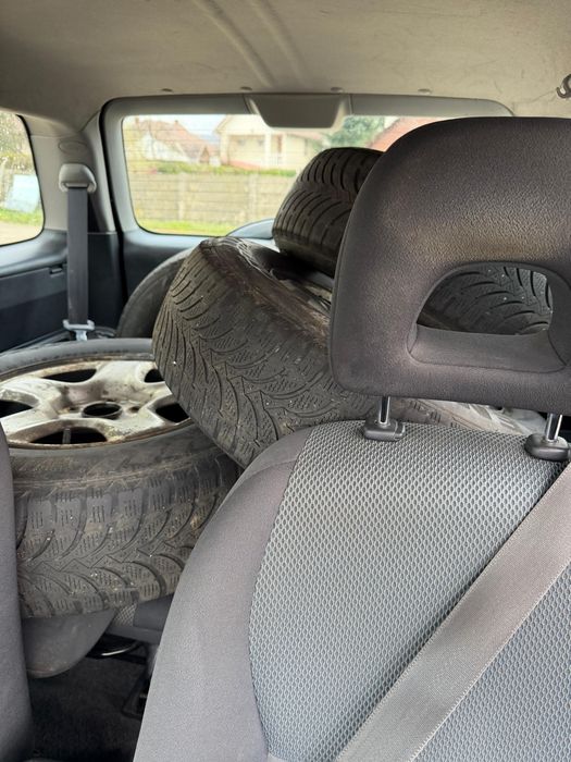 Toyota RAV-4  , 4x4  2004