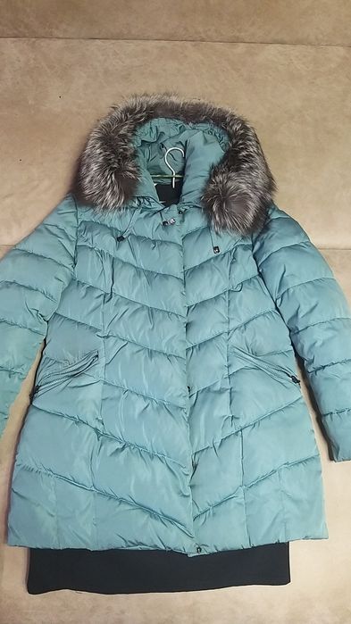 Продам женский пуховик