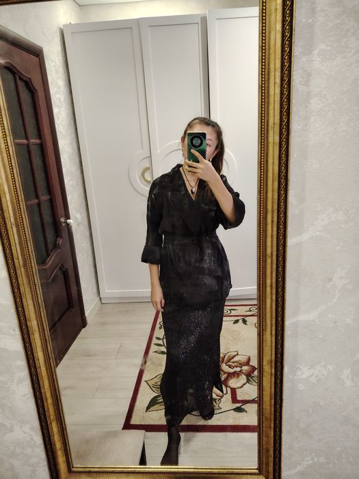 нарядное чёрное платье