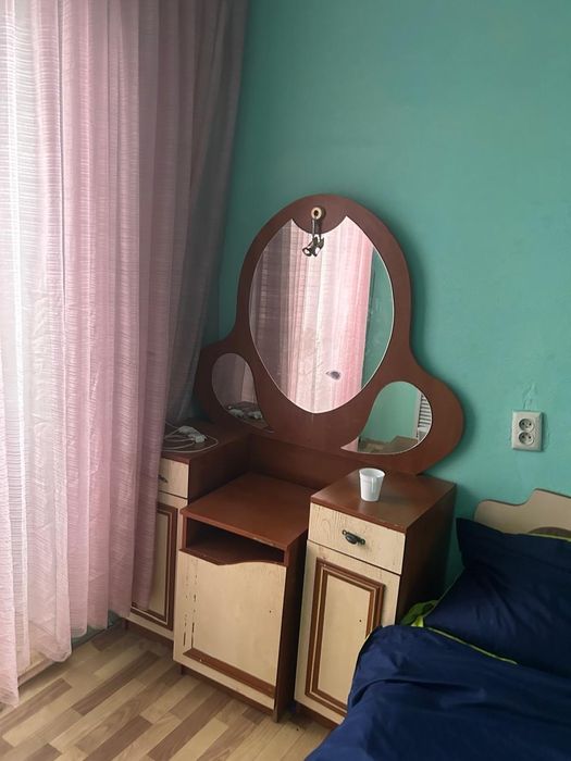 Продам спальный гарнитур