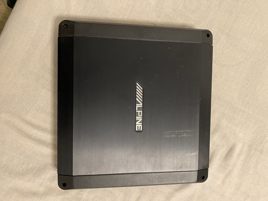 Vand subwofer alpine swt-1254 1000w + statie