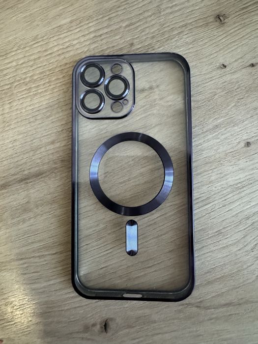 husa de telefon  Iphone 13 pro max unisex pret negociabil