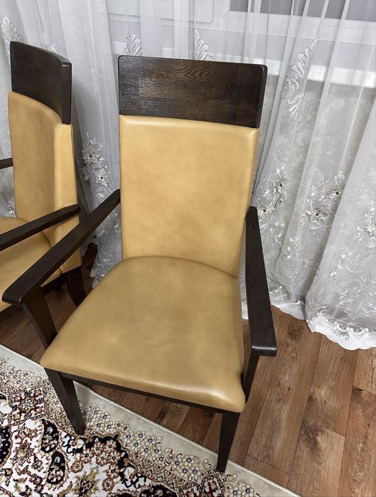 Продам стулья.
