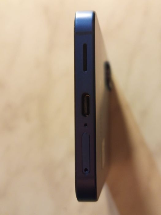 Vând   samsung s25  urgent