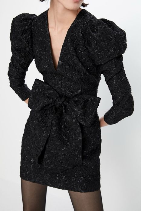 Черна рокля Zara xS размер