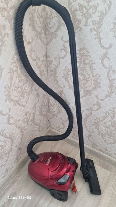 Пылесос небольшой 1600в