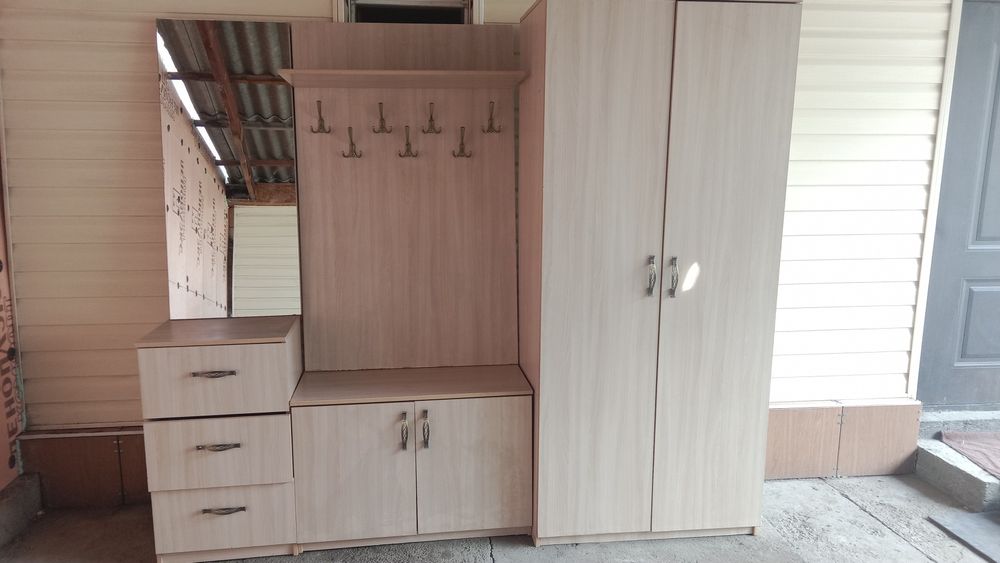 Срочно прихожка сатылады