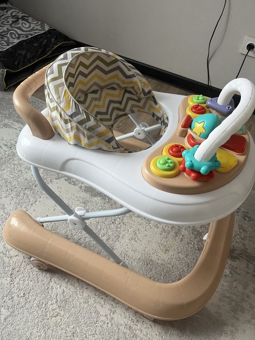 Продается ходунок с толокаром