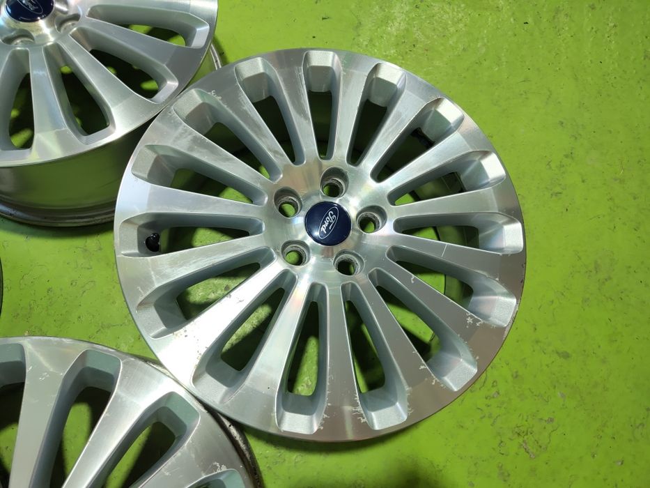 17 5x108 Ford лети джанти 5х108 Форд