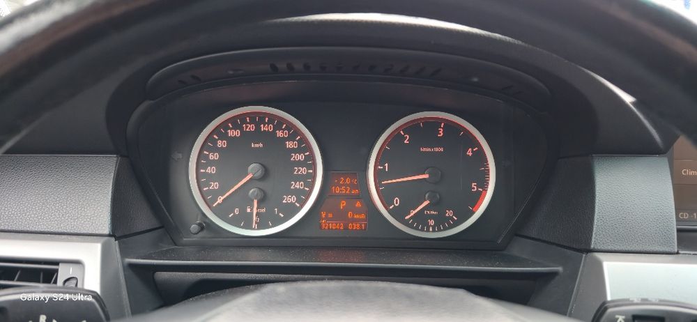 Бмв е61  2.5д 177кс