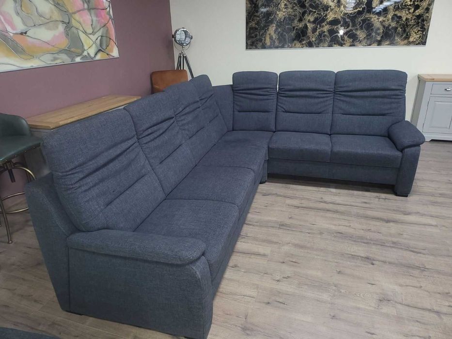 ПРОМОЦИЯ! Тъмно сив ъглов диван от плат и две табуретки POLIPOl