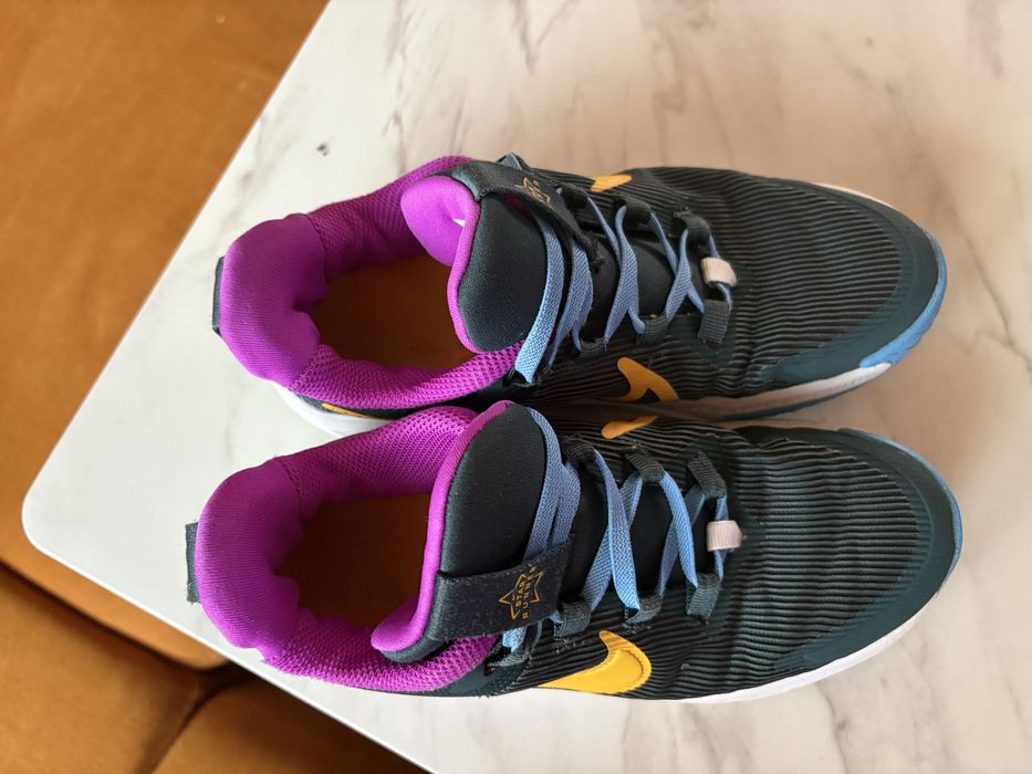 Nike Star runner 04