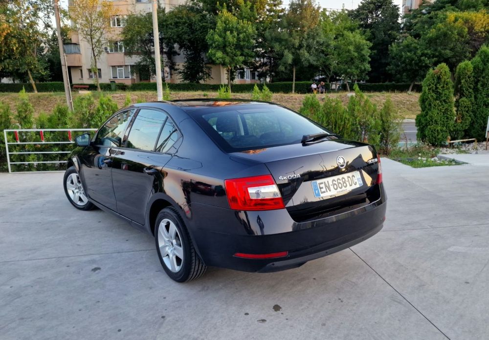 Skoda Octavia Berlina an 2017 Cutie  Automata