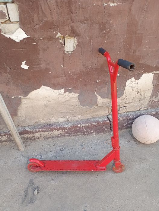 Самокат трюкавой