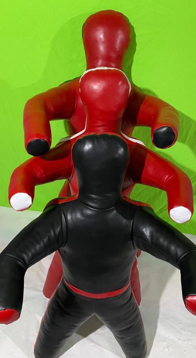 Манекен для борьбы /чучело