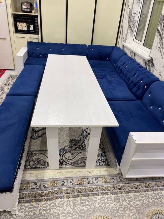 Уголок для семьи