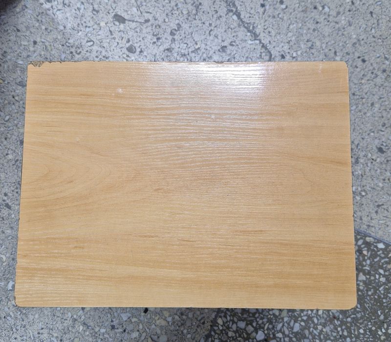 Табуретка-стул из ламината