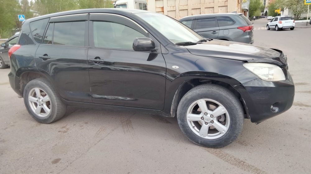Продам машину Рав 4 2006г европеец на ходу
