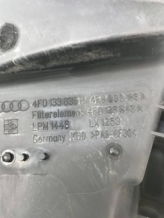 Suport carcasa filtru debitmetru aer 2.0 BLB BRE Audi A4 B7 A6 C6 4F