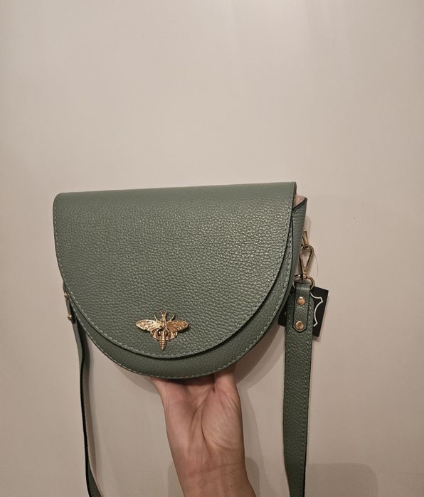 Чанти естествена кожена всяка по 35 евро