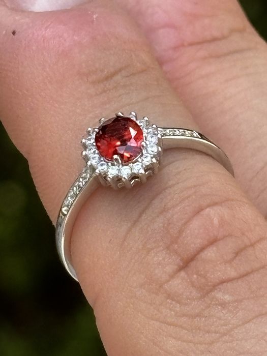 Inel din Argint 925 cu piatra Femei NOU