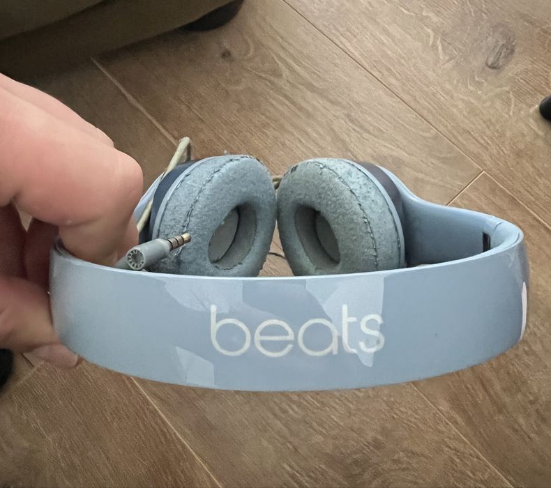 Beats solo 2