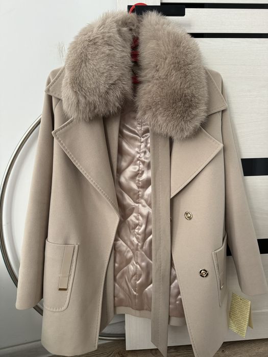 Пальто Ласаграда!Новое,42-44 размер