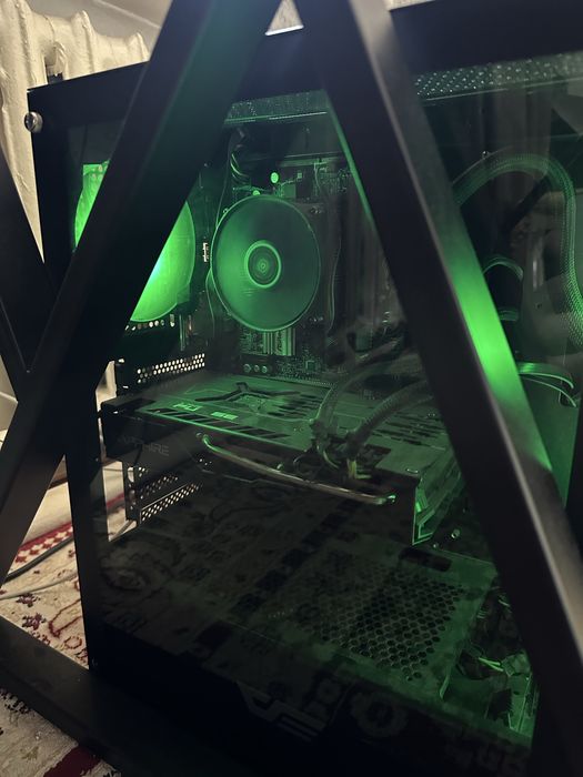 Игровой сетап Rx 5700xt i7 16 gb