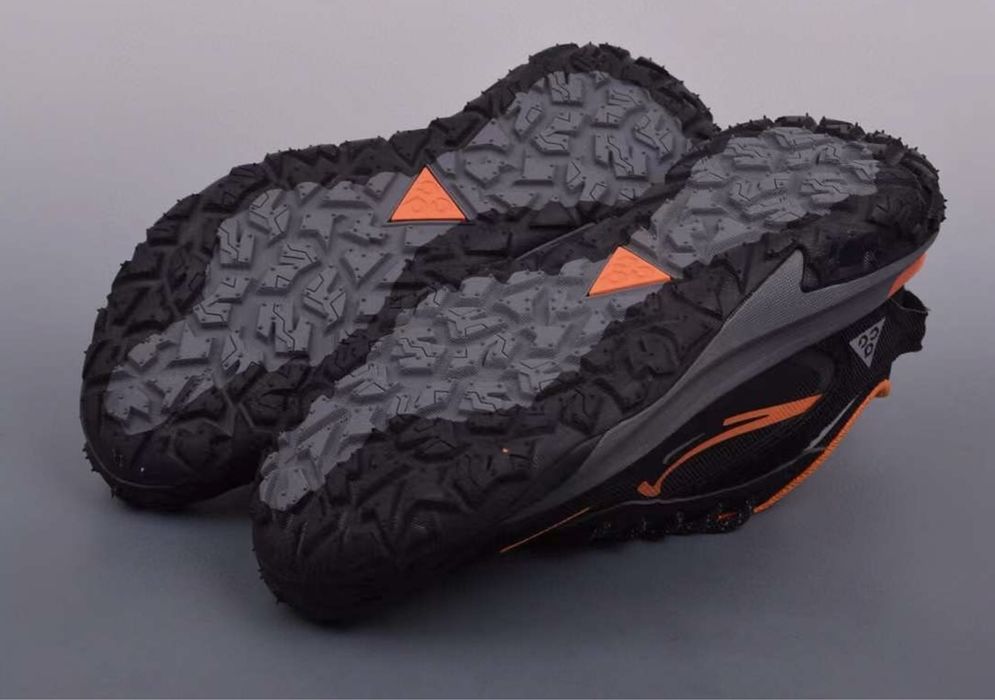 Нови мъжки маратонки Nike ACG Mountain FLY 2 Low Black/Grey/Orange
