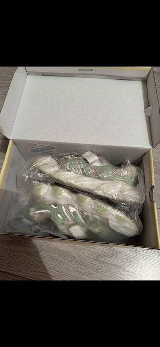 Кроссовки детские дышащие