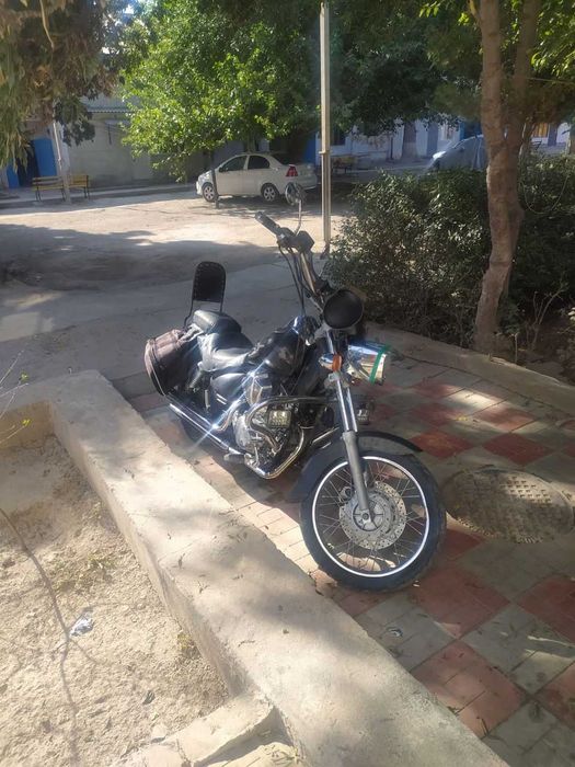 Мотоцикл Lifan LF 250-B