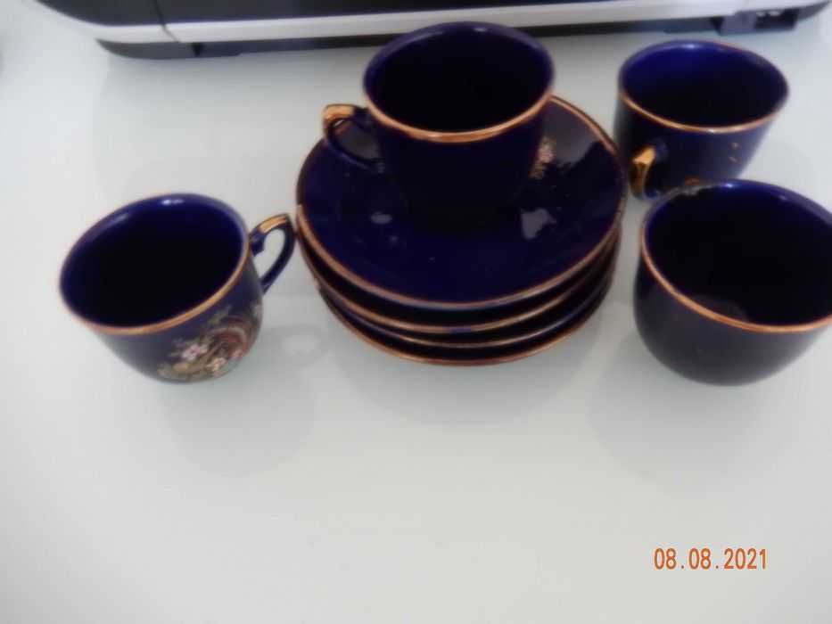 3 seturi de cafea fine porcelain si inca 2