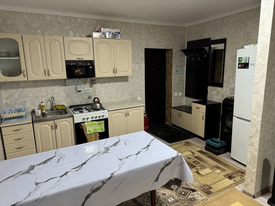 Дом, мангал, беседка в лесу