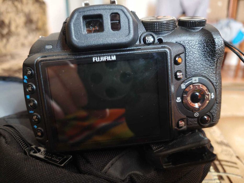 aparat foto Fujifilm FinePix HS10