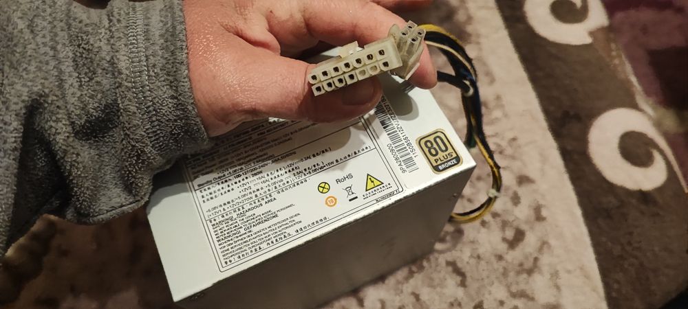 Sursa pc lenuovo 14+ 4 pini