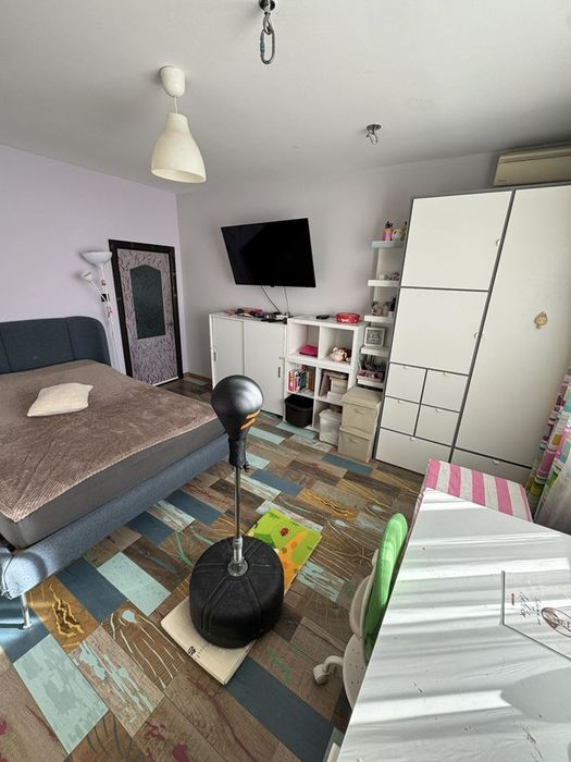 Четиристаен апартамент в ж.к. Дървеница! Напълно обзаведен!