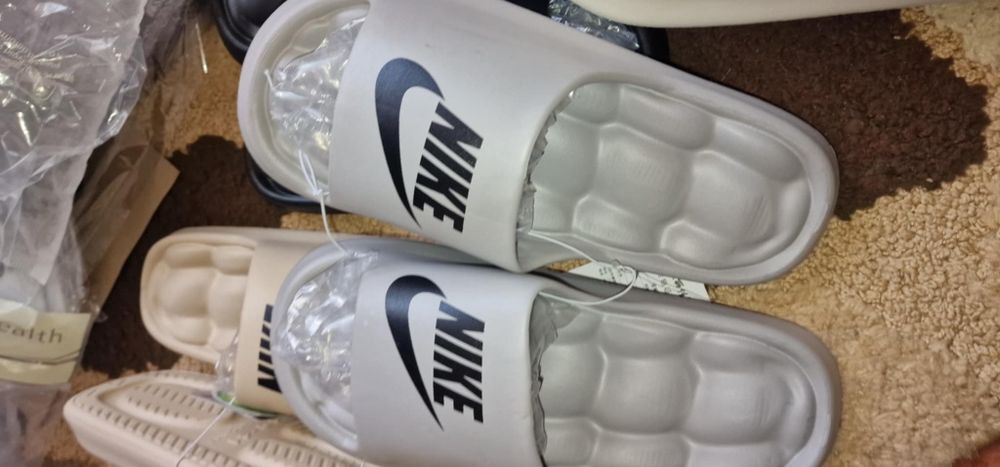 Papuci barbati diferite marimi si modele