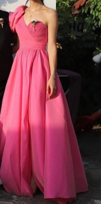 Официална розова рокля