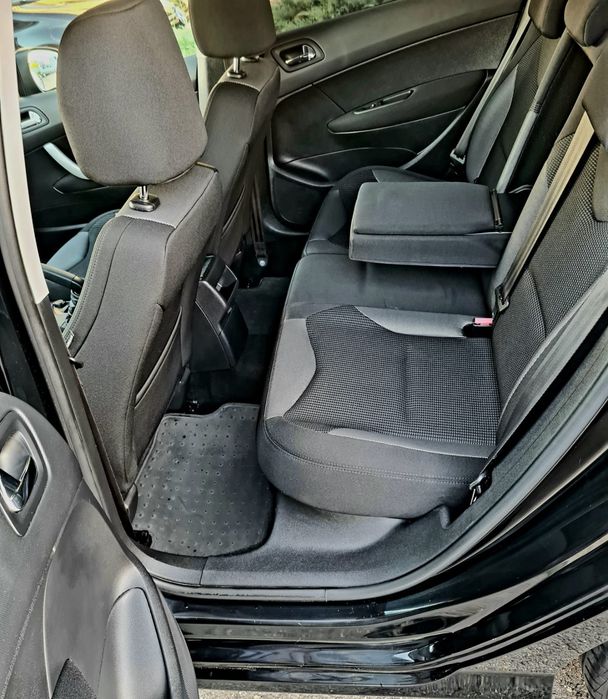 Vând Peugeot 308/xenon/1.6 hdi/face lift/